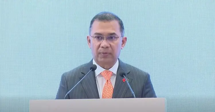 প্রধানমন্ত্রী চীনের সঙ্গে আরও গভীর শিল্প অংশীদারত্ব গড়ে তুলতে চায় বাংলাদেশ