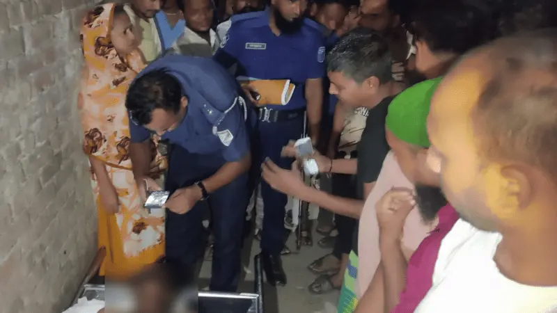 বাসা থেকে ধরে এনে বিদ্যুতের খুঁটিতে বেঁধে যুবককে পিটিয়ে হত্যার অভিযোগ