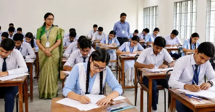 ১৩ জুলাইয়ের এইচএসসি পরীক্ষা ফের দেওয়ার সুযোগ
