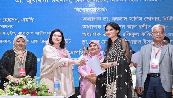 মেডিক্যাল শিক্ষার্থীদের দেশসেবায় আত্মনিয়োগের আহ্বান ডা. জুবাইদা রহমানের