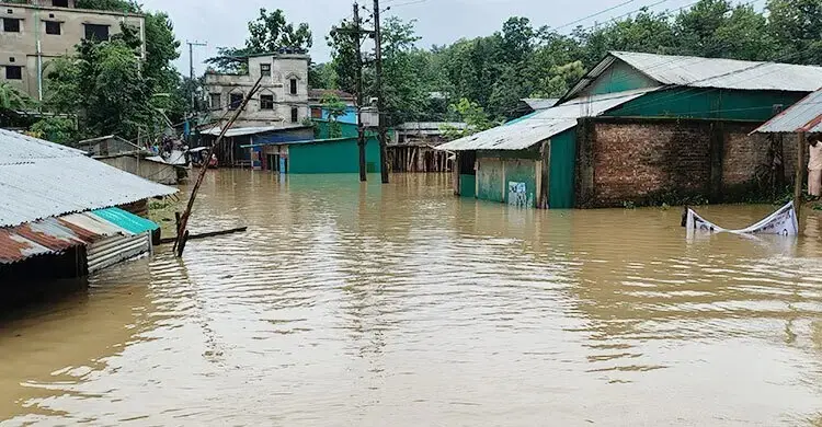 বিপৎসীমার ওপরে ৪ নদীর পানি, বন্যা পরিস্থিতির আরও অবনতির শঙ্কা