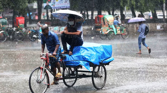রাজধানীতে গুঁড়ি গুঁড়ি বৃষ্টি, বজ্রবৃষ্টির আভাস