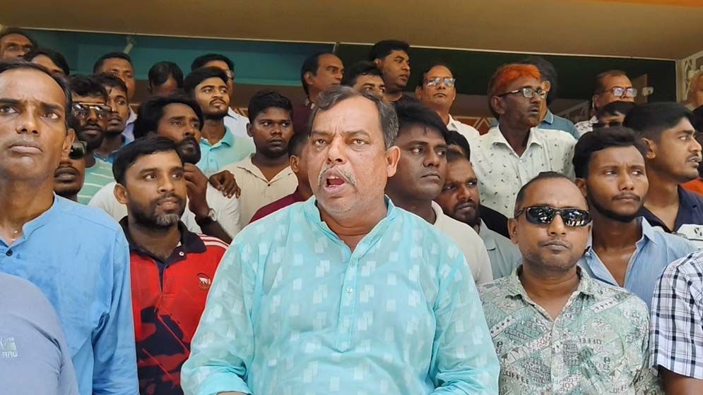‘আপনার মতো বহু ইউএনওকে লাথি মেরে বের করতে পারি’, বিএনপি নেতার বক্তব্য ভাইরাল