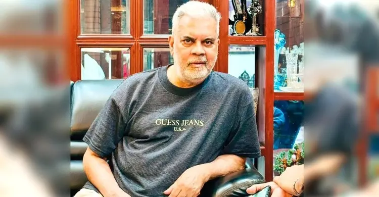 চলবে চিকিৎসা সবার ভালোবাসা বুকে নিয়ে আবার লন্ডন যাচ্ছেন ইলিয়াস কাঞ্চন