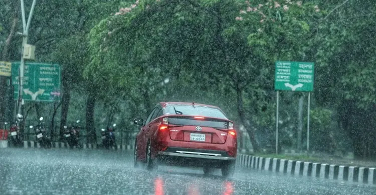 দেশের ৪ বিভাগে ভারী বৃষ্টিপাতের সতর্কতা