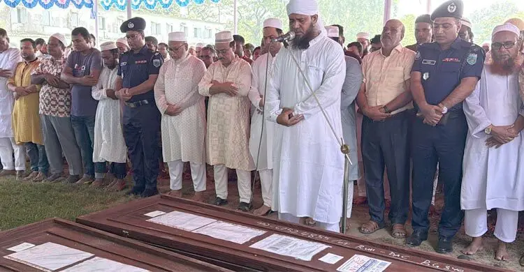 সৌদিতে আগুনে নিহত নওগাঁর ৭ প্রবাসীর একসঙ্গে জানাজা