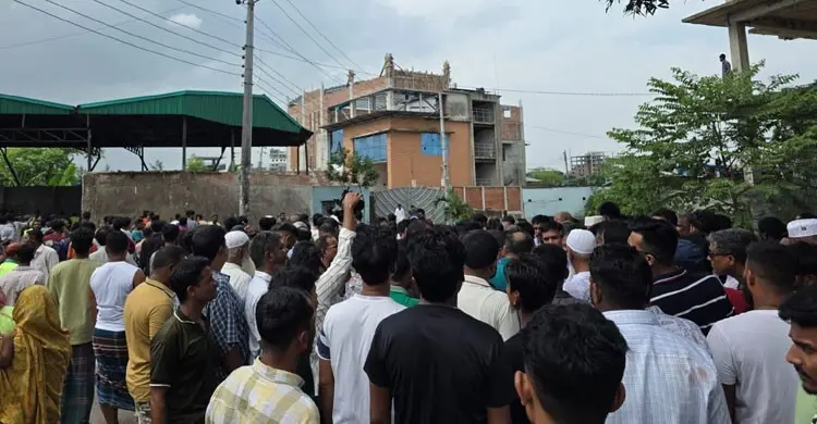 উত্তরখানে সংঘর্ষ: ডিএনসিসি প্রশাসক ও এমপির ওপর হামলার অভিযোগ