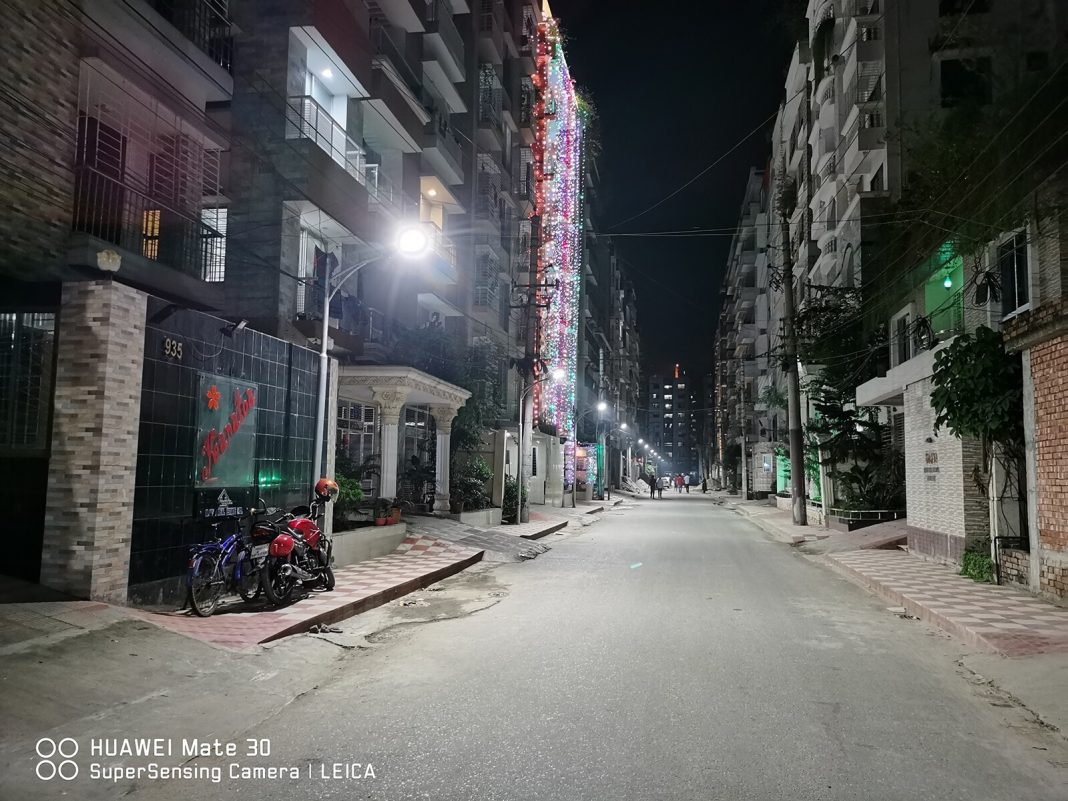 ঢাকার এলইডি স্ট্রিটলাইট