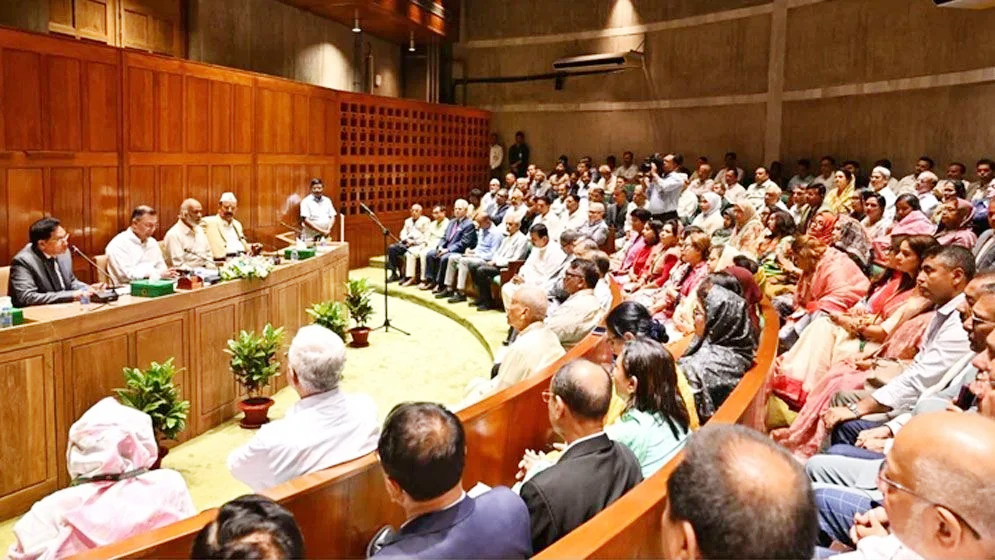 চাঁদাবাজি-দখলদারিতে জড়িতদের ছাড় নয়, এমপিদেরও জবাবদিহি করতে হবে: তারেক রহমান