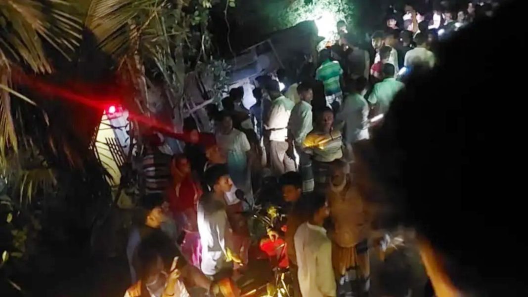 জামায়াতের লংমার্চ থেকে ফেরার পথে বাসের ধাক্কায় পথচারী নিহত