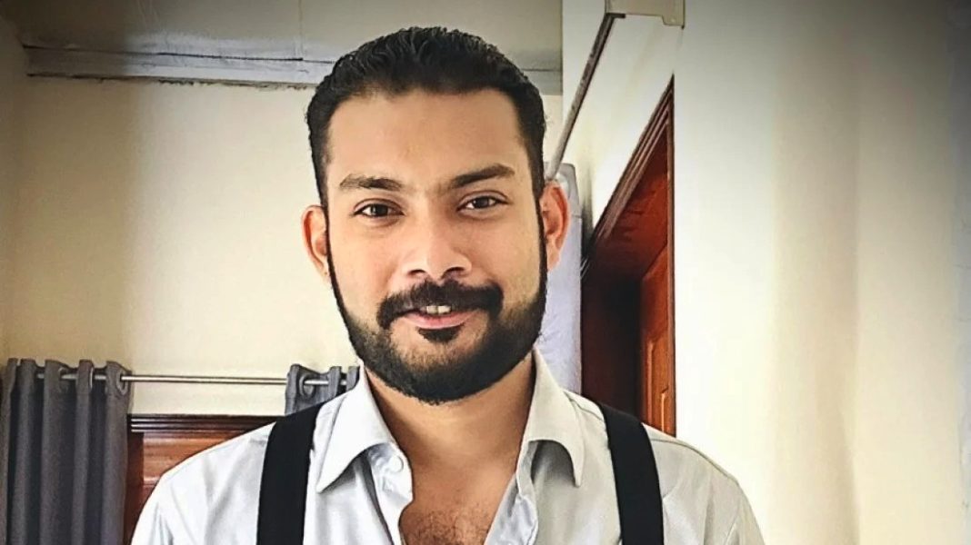 ‘তাহসিফ চাকরিচ্যুতির পর মাঝেমধ্যে আশঙ্কার কথা বলত’
