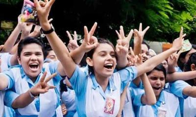এইচএসসিতে পাসের হারে শীর্ষে ঢাকা, সবচেয়ে পিছিয়ে বরিশাল