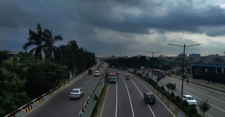 ঢাকার আকাশ আজ মেঘলা থাকবে, বৃষ্টি নিয়ে যা জানা গেল